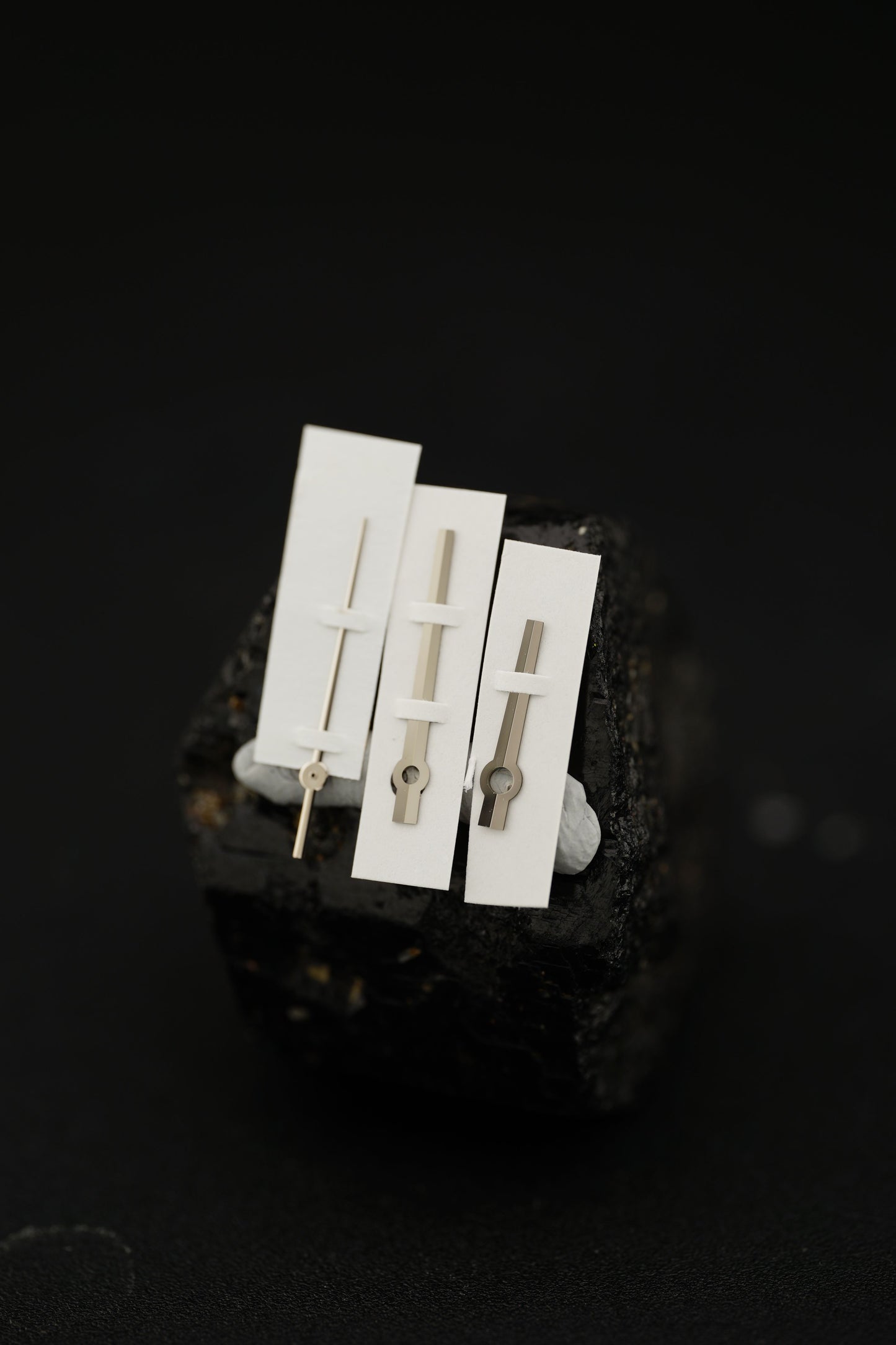 Rolex NOS handset No Lume for Day-Date 218239 | 218206