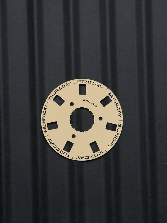 Rolex NOS Tagesscheibe "Englisch" beige für Kaliber 3155