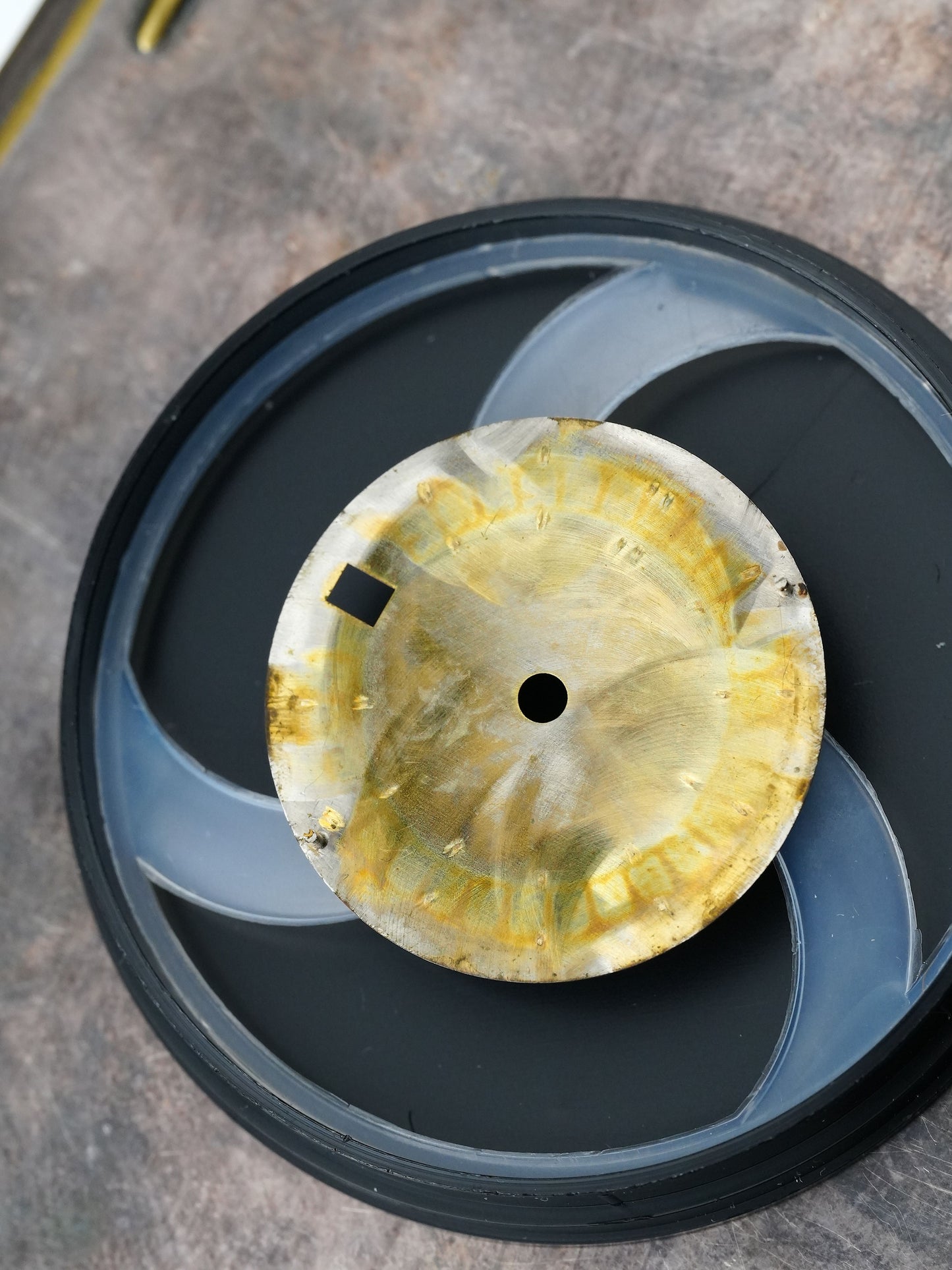 Patek Philippe blue Sigma dial for Nautilus yellow gold 3800J Tritium Gold Version faded green