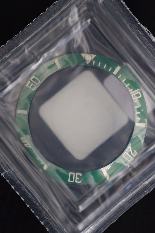 Rolex NOS Grüne Lünette MK1 für Stahl Submariner 126610 LV in Blister