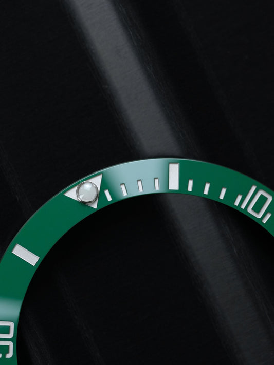 Rolex NOS Inlay | Insert grün für Submariner Hulk 116610LV 40mm