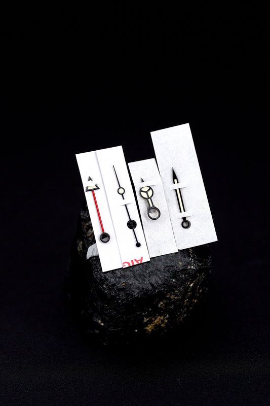 Rolex NOS Zeigersatz für Explorer 16570 Patina