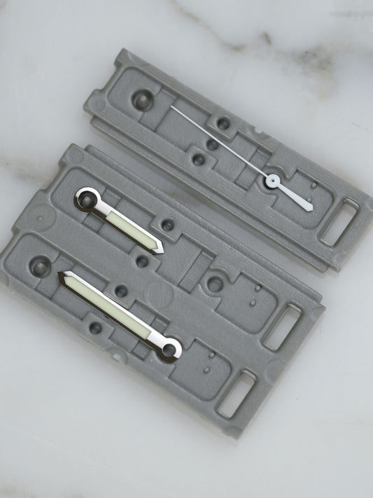 Patek Philippe NOS hand set for Aquanaut 5167a