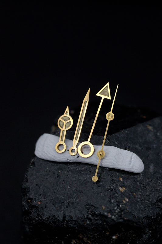 Rolex Handset for early GMT-Master 1675/8 & 1675/3 zinc sulphide (zinc sulfide)