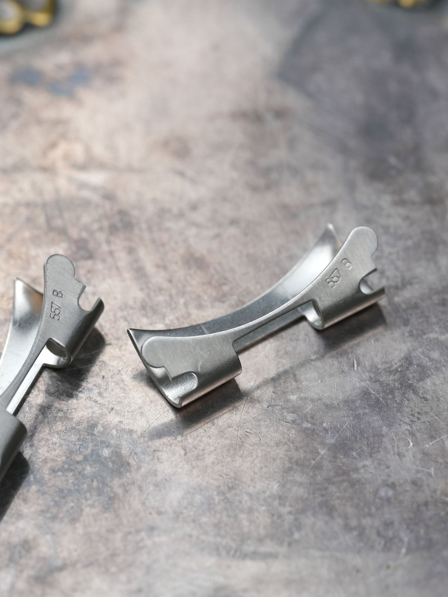 Rolex Endlinks 557B mit Löchern