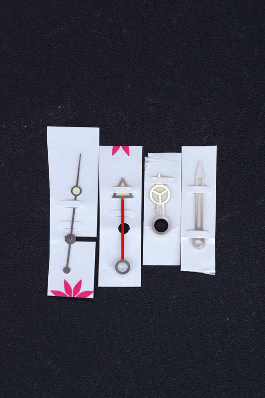 Rolex NOS Hand set for GMT 16750 | 16700 | 16710 Vanilla Patina