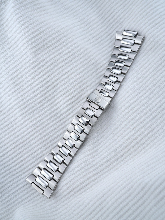 Patek Philippe steel bracelet for Nautilus 3700