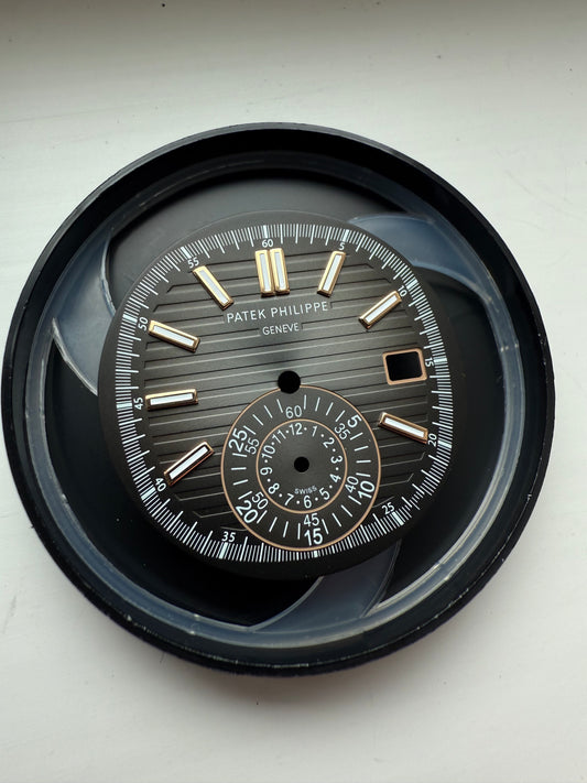 Patek Philippe NOS Zifferblatt Schwarz für Nautilus 5980/1R in Roségold