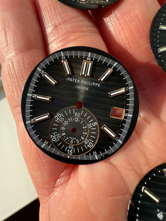 Patek Philippe NOS Zifferblatt Schwarz für Nautilus 5980/1R in Roségold