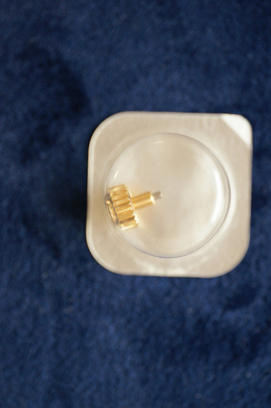 Rolex NOS yellow gold crown 18 kt B24-704-8-G1