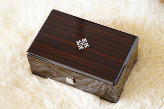 Patek Philippe NOS wood box Ref. H997.EM12 for Nautilus & Aquanaut models