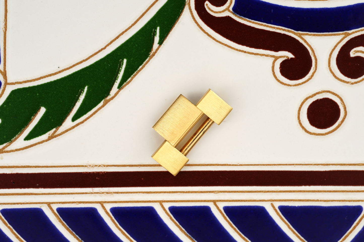 Rolex SEL Oyster Link 18kt gold 15.5mm wide with screw with polished sides