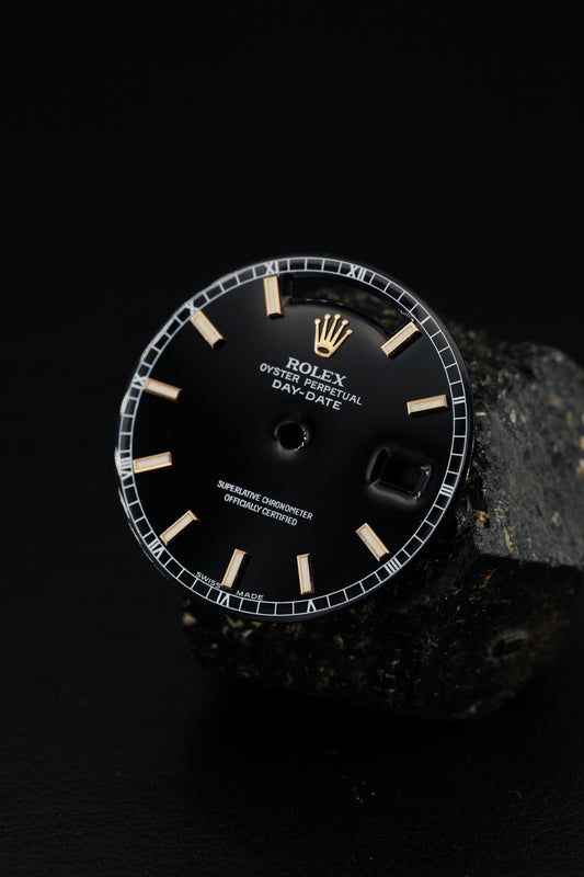 Rolex Black Dial for Rose Day-Date 36 mm 118235