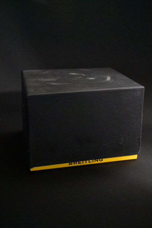 Breitling Original BREITLING Braune Uhren Box aus poliertem Holz
