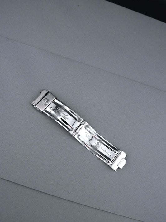 Patek Philippe ‘Big Logo’ folding clasp in steel for the Nautilus 3700
