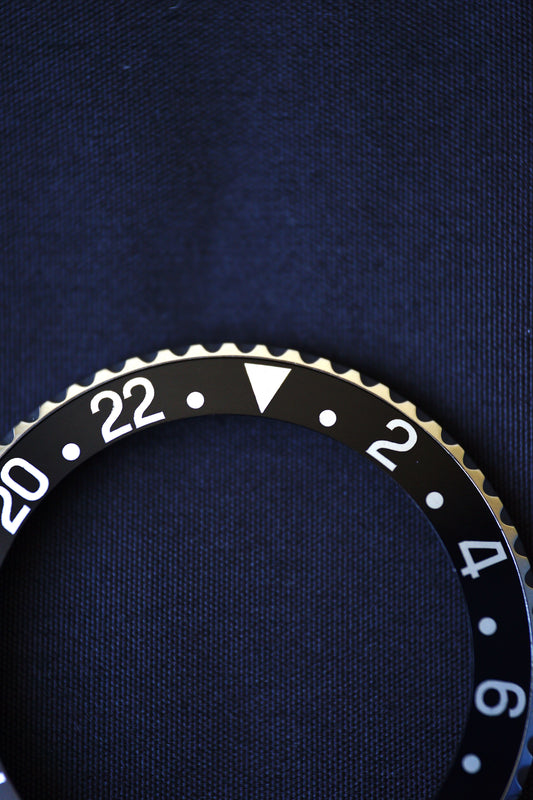 Rolex NOS "Fat Font" bezel | inlay | insert complete (complete bezel) for GMT 1675 | 16750