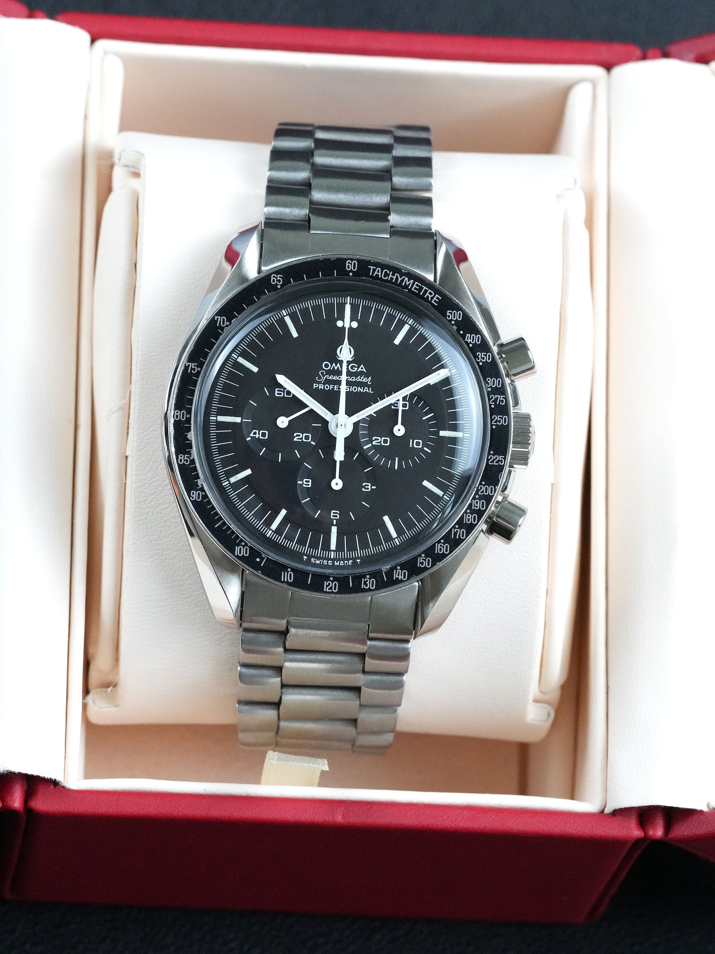 Omega Speedmaster 145022 ST69 | B2 Inlay | 1171/633 Bracelet | Straight Writing | 1972