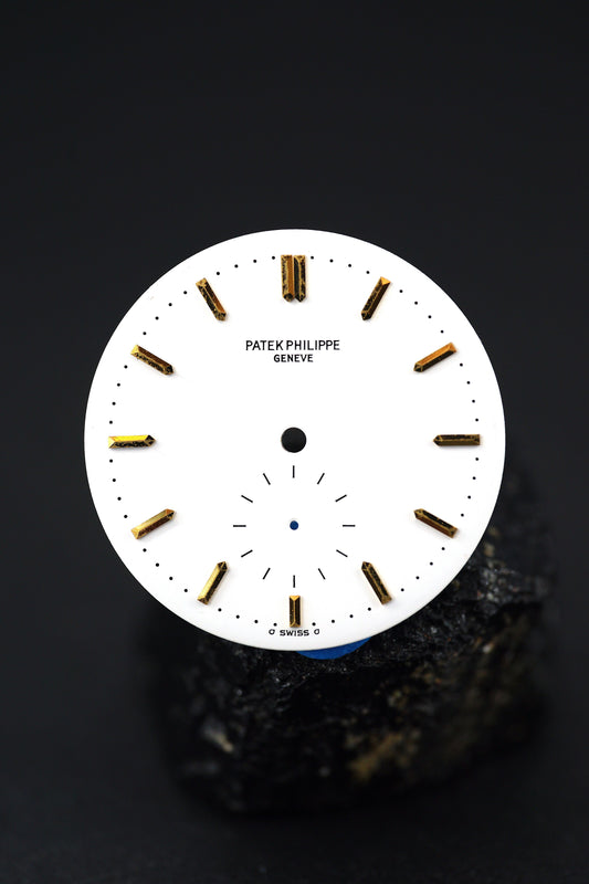 Patek Philippe white Sigma Dial for Calatrava 2526J in like-new condition with spider effect.