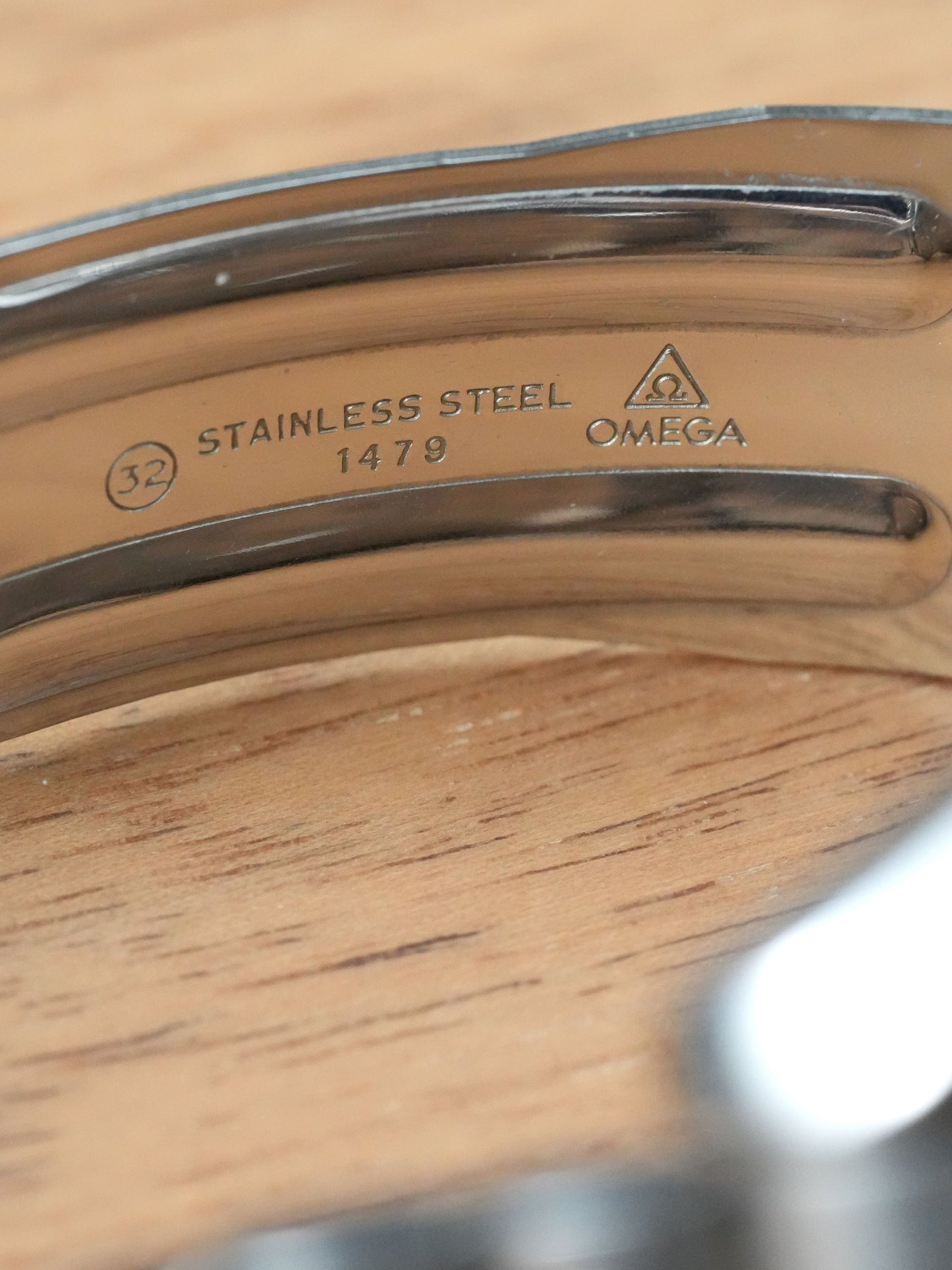 OMEGA Speedmaster Professional 145.022 | Long S and R Dial | B5 Inlay | ADB Case | 1986