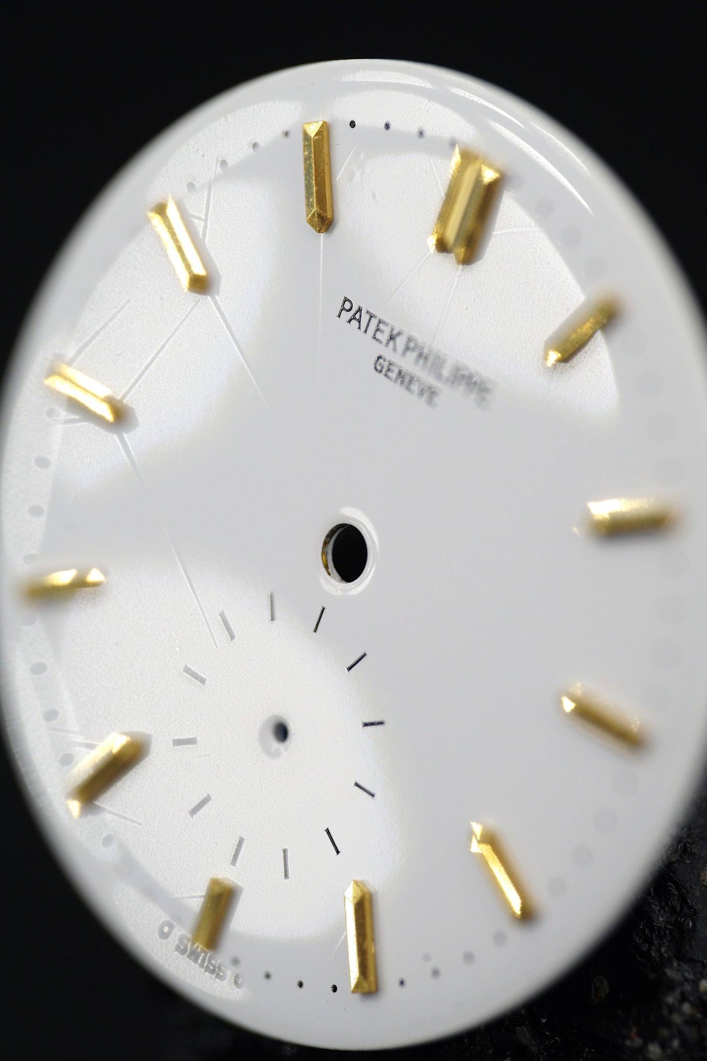 Patek Philippe white Sigma Dial for Calatrava 2526J in like-new condition with spider effect.