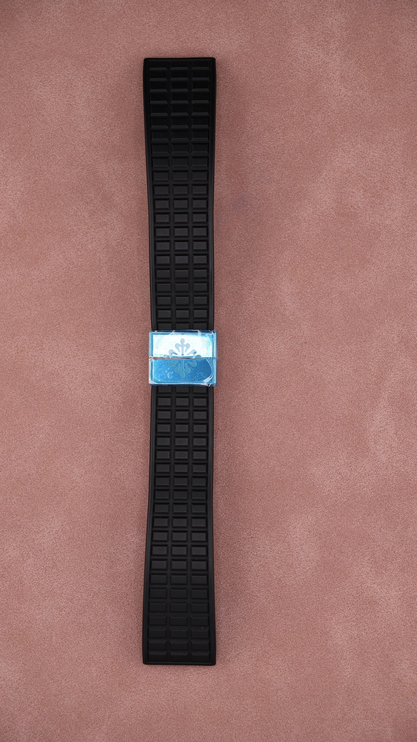 Patek Philippe rubber strap (19mm) with clasp for Aquanaut 5060 | 5064 | 5065 | 5066 | 5067