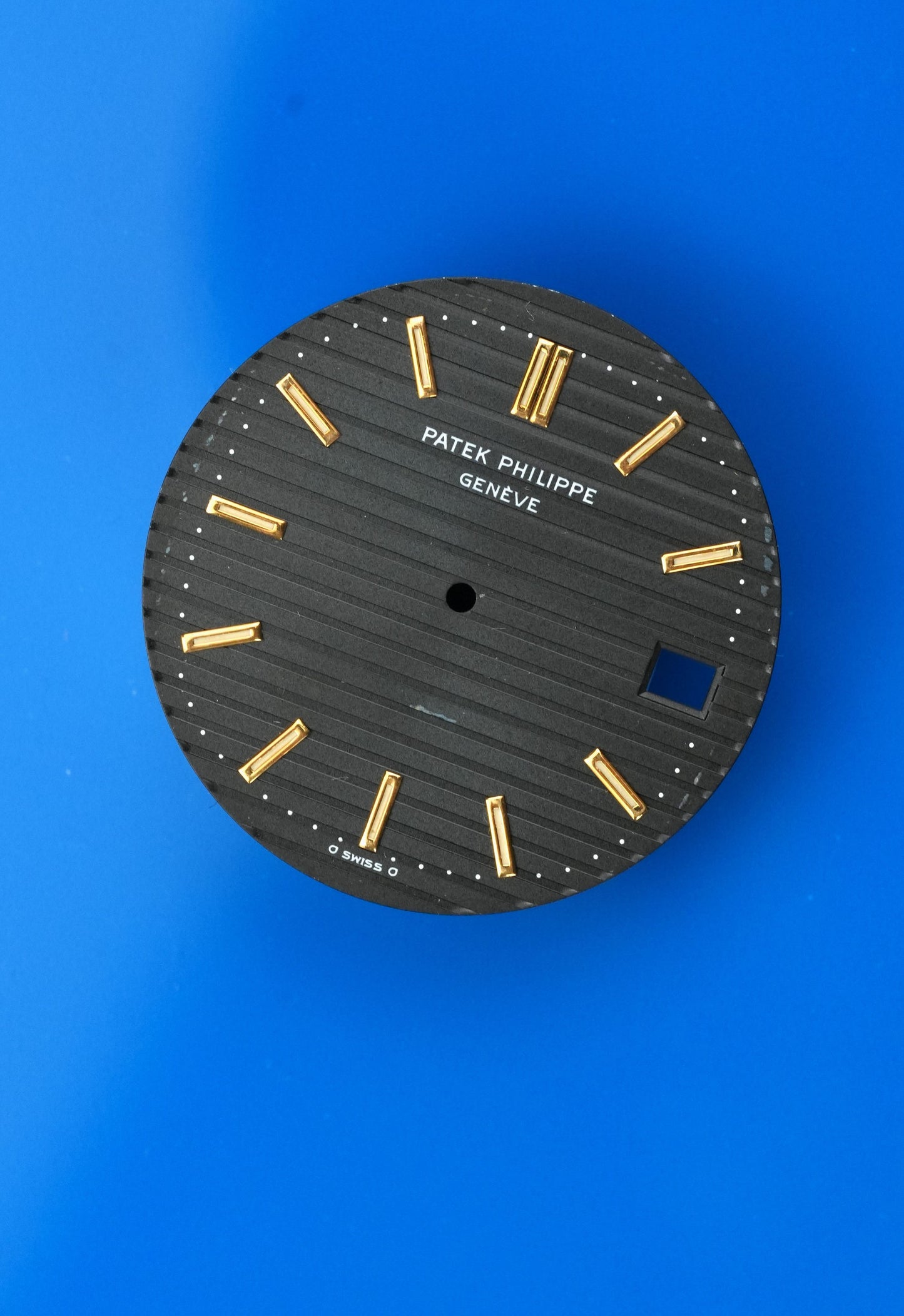 Patek Philippe Sigma blue dial “Blue Dial” for Nautilus 3700 Tritium Gold version