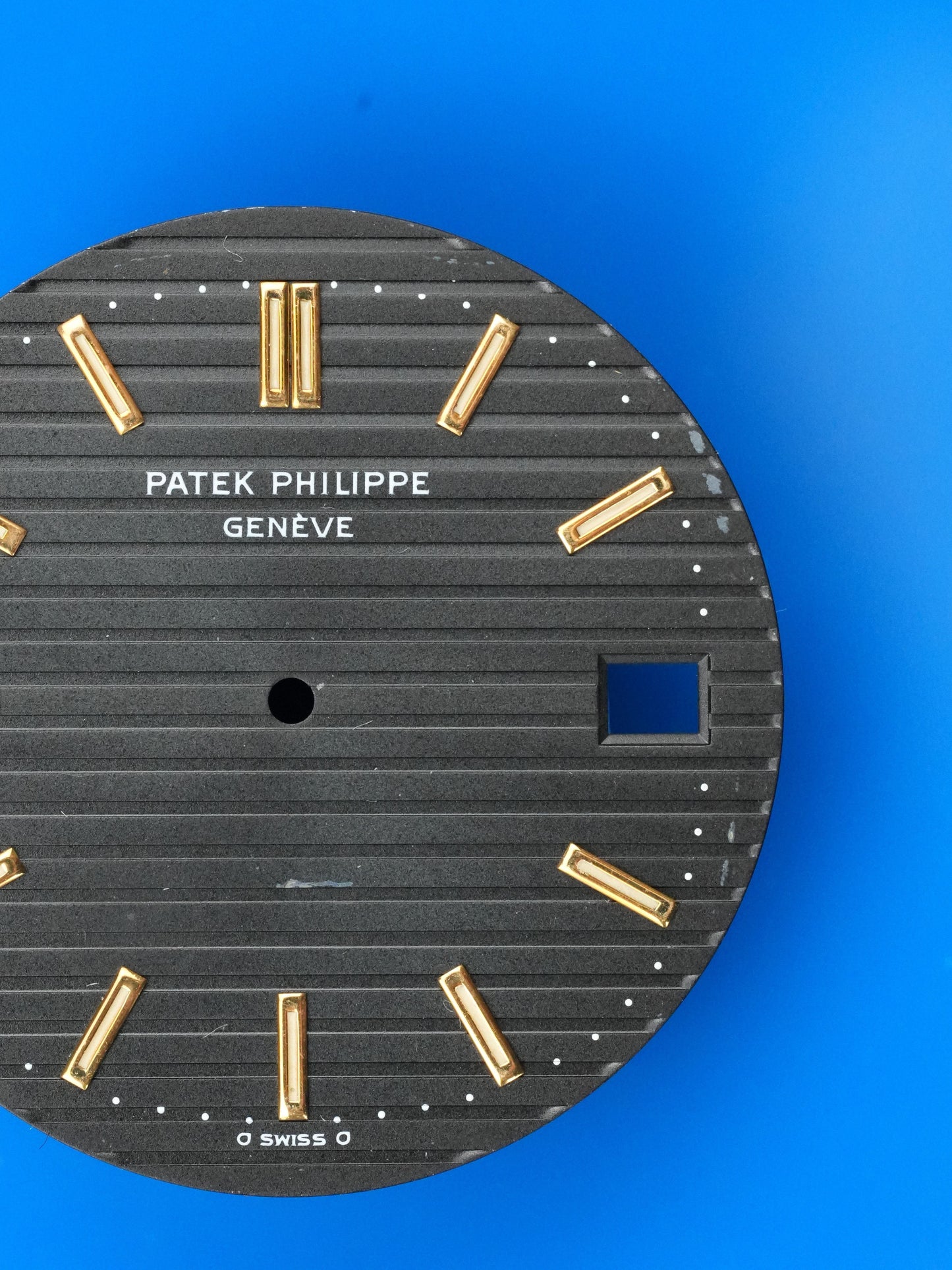 Patek Philippe Sigma blue dial “Blue Dial” for Nautilus 3700 Tritium Gold version