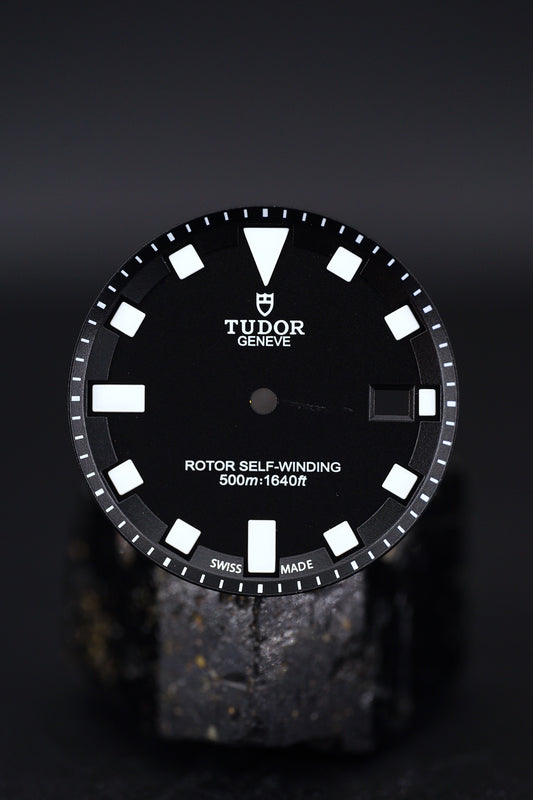 Tudor Black Dial for Pelagos 25500 incl. Handset