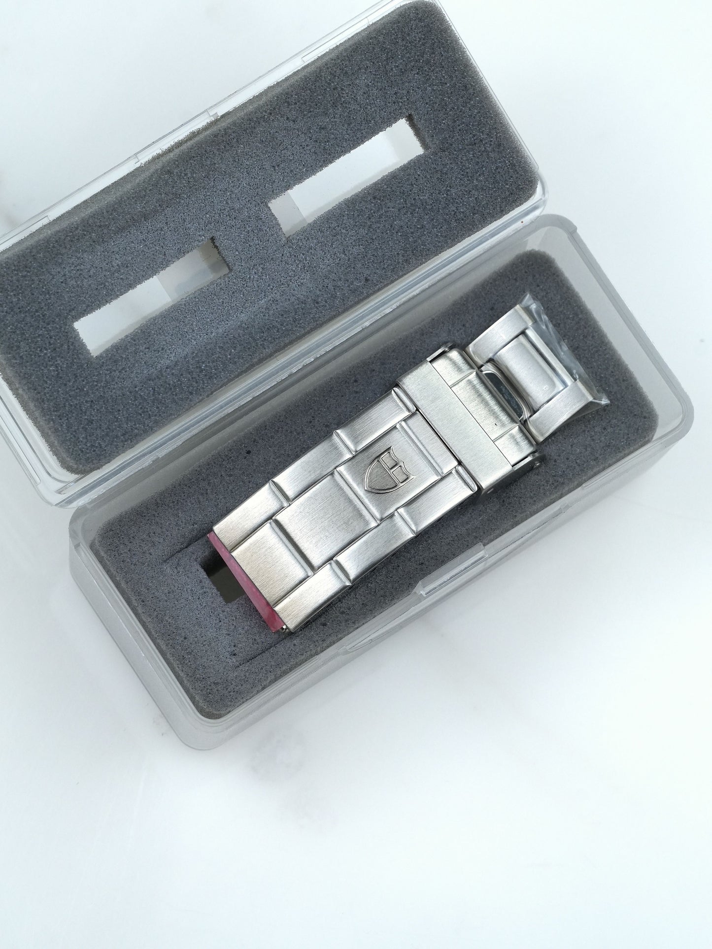 Tudor NOS Oyster Clasp B32-25440-N1 for the 9315 Bracelet | Submariner 79090