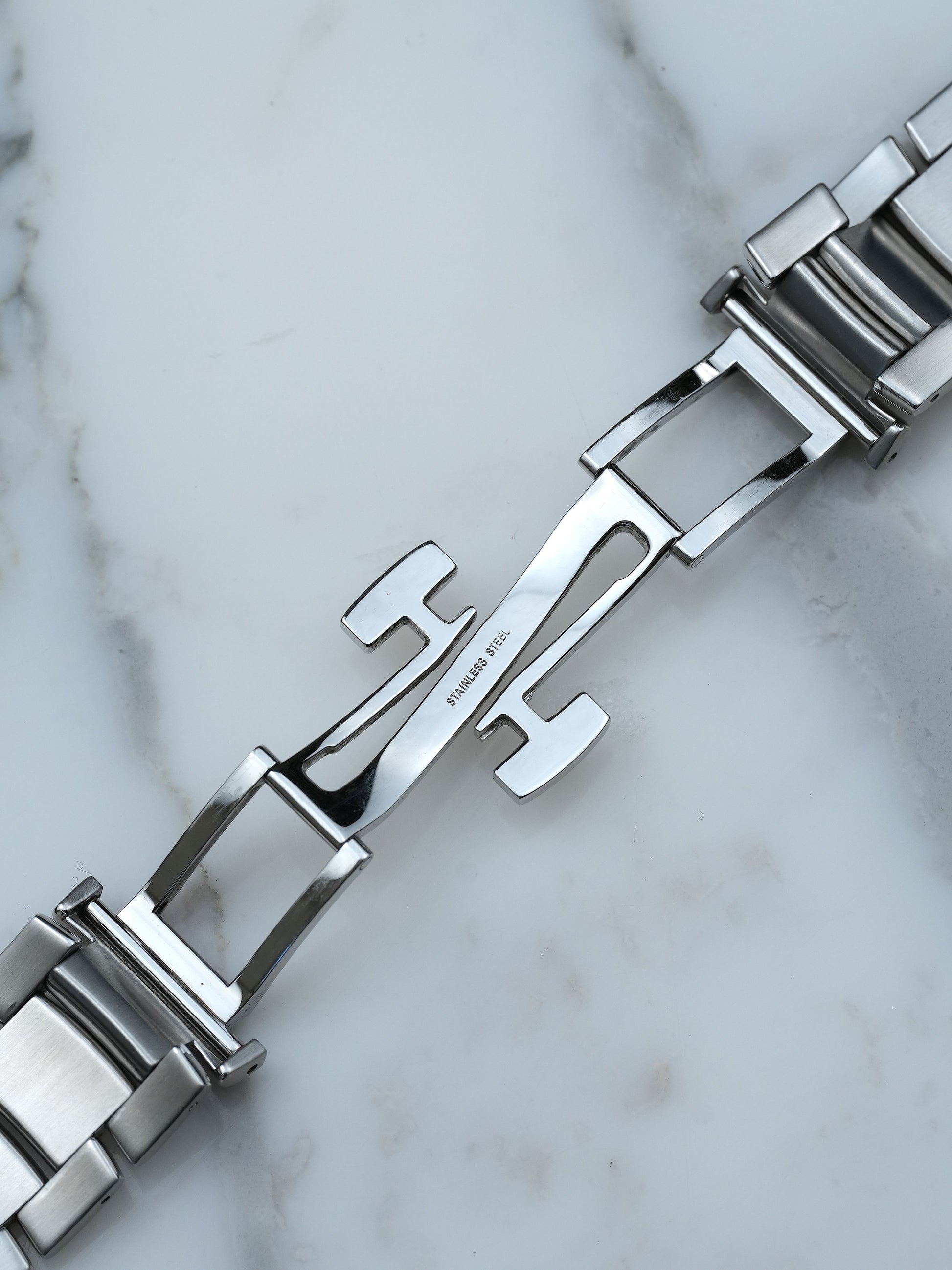 Patek Philippe Aquanaut Stahl Armband für 5167 mit endlinks