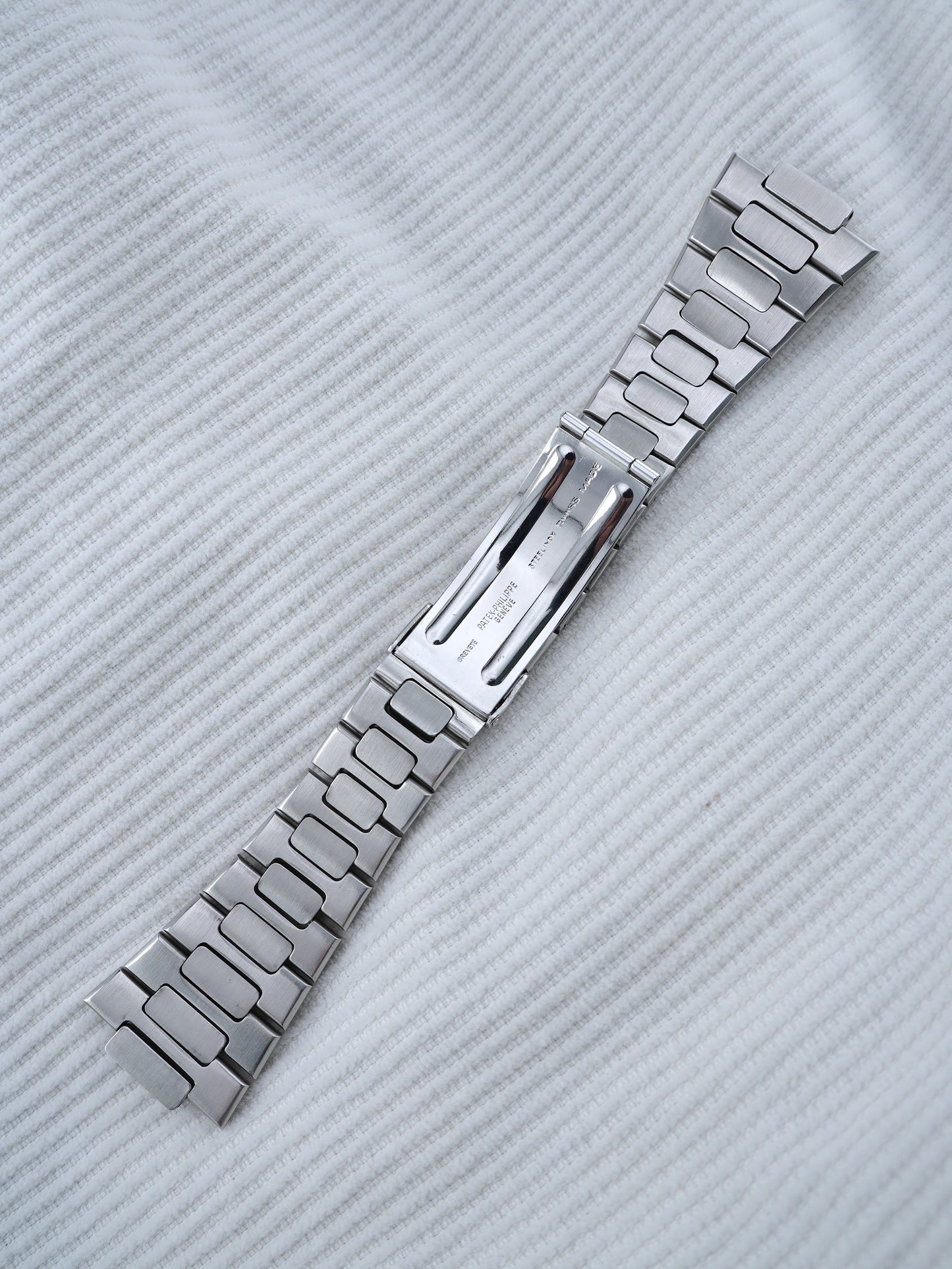 Patek Philippe steel bracelet for Nautilus 3700