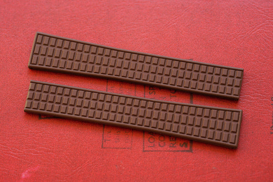 Patek Philippe NOS Aquanaut Band Braun (Rubber Strap brown) für 5064 | 5065 | 5066 | 5067 | 5068