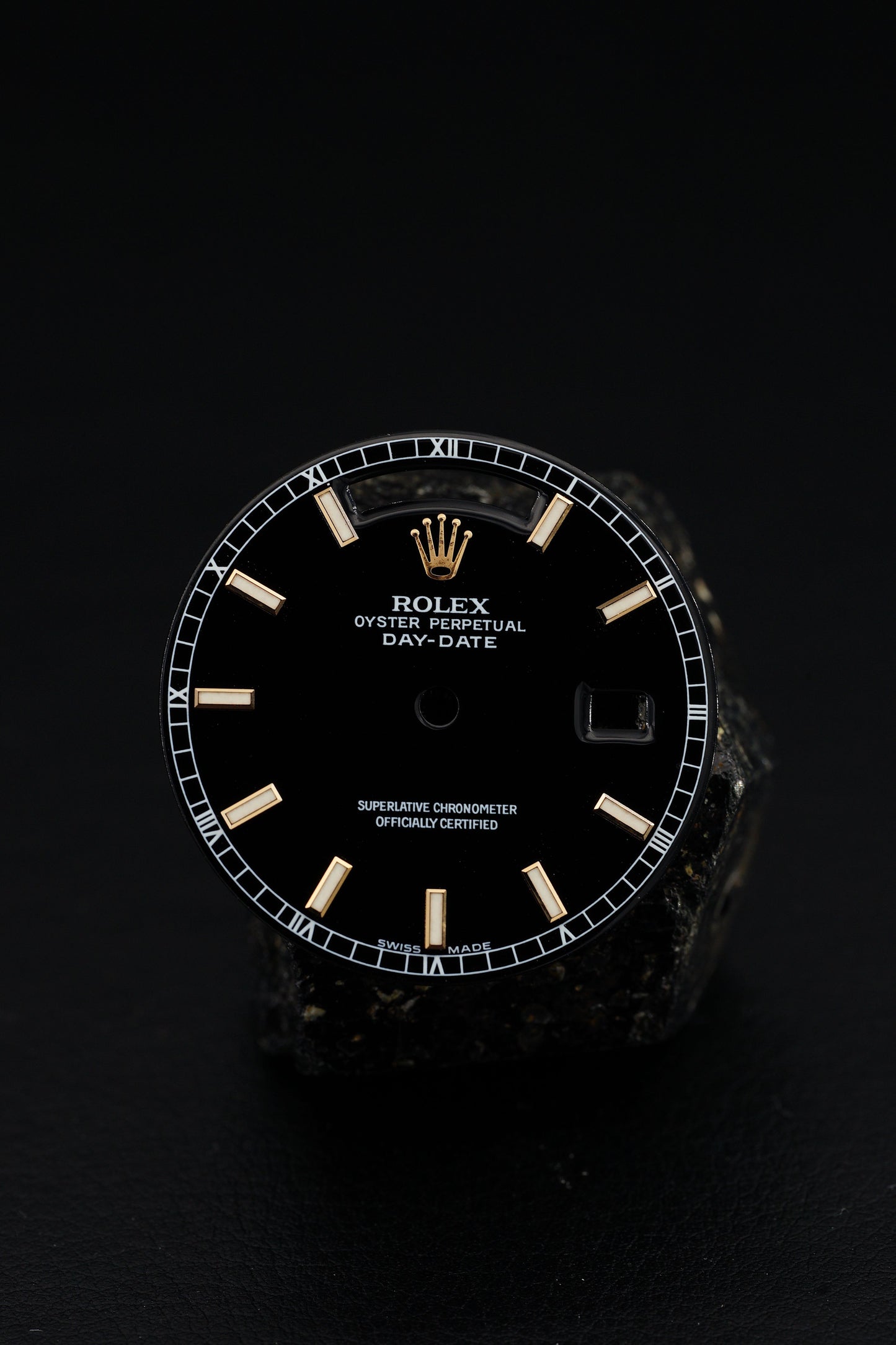 Rolex Black Dial for Rose Day-Date 36 mm 118235