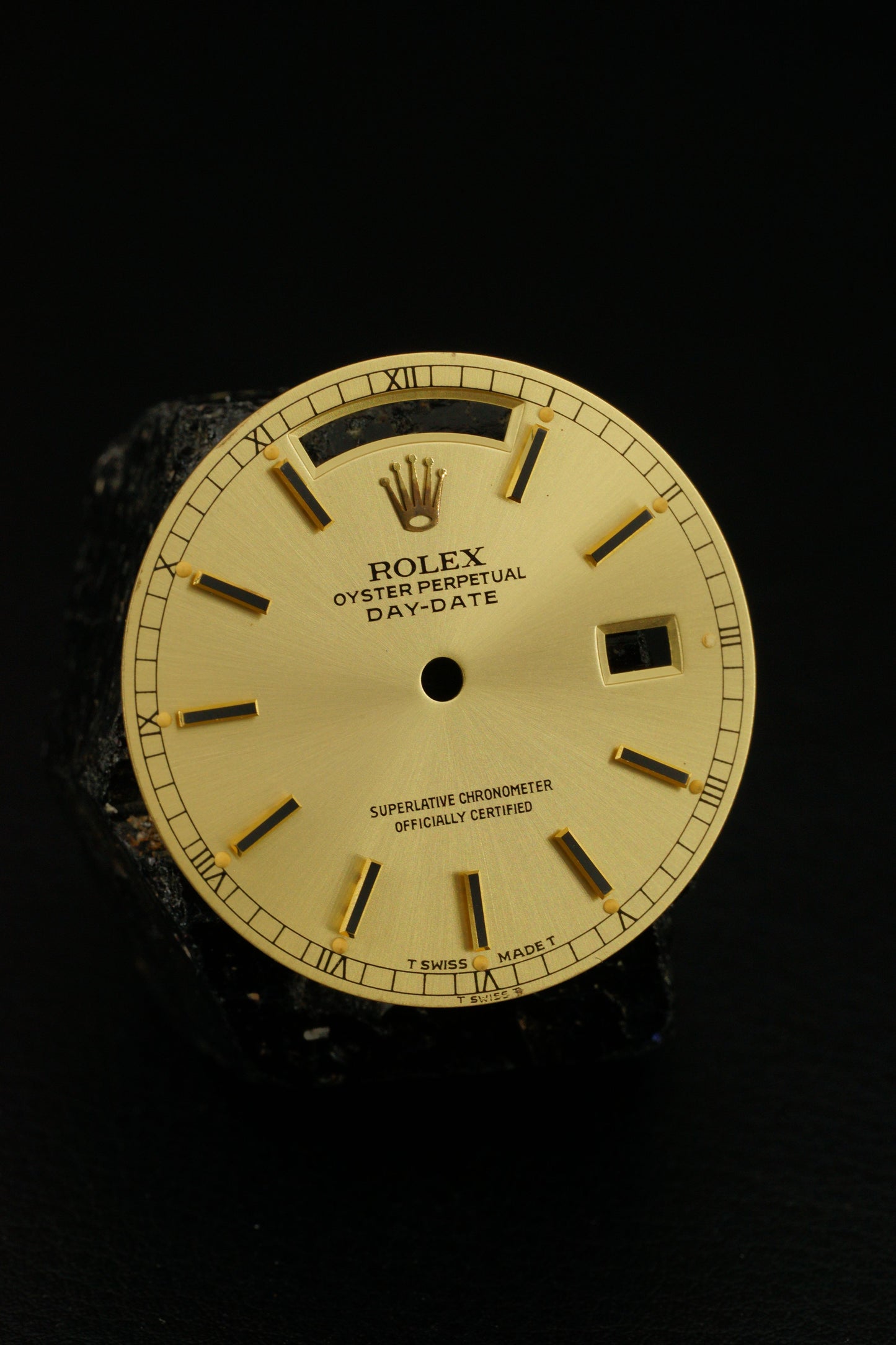 Rolex "Double Swiss" gold Zifferblatt für Day-Date 36 mm 18038 Tritium schwarze Indexe